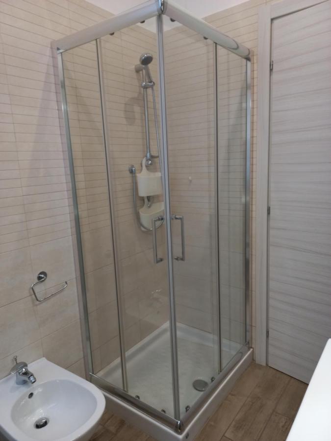 Apartamento La Casa Di Carla Pescara Exterior foto