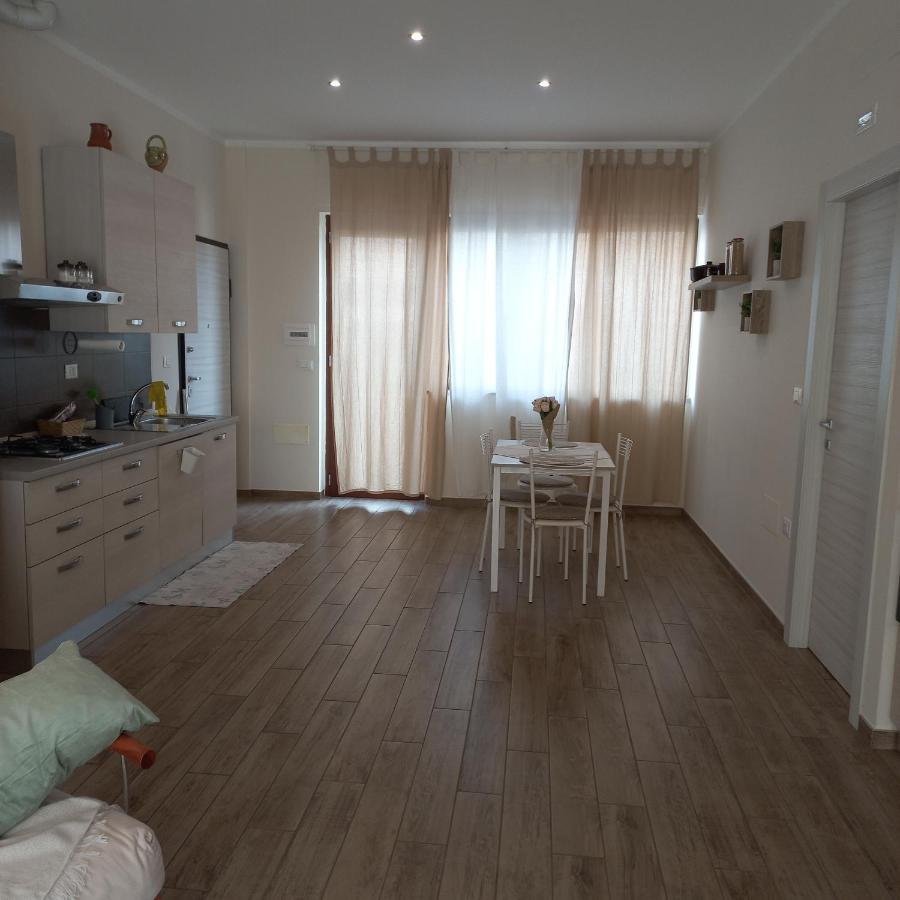 Apartamento La Casa Di Carla Pescara Exterior foto